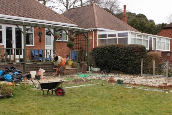 Understand the importance of boundary walls Hampshire contact Jason edworthy party wall surveyors today!